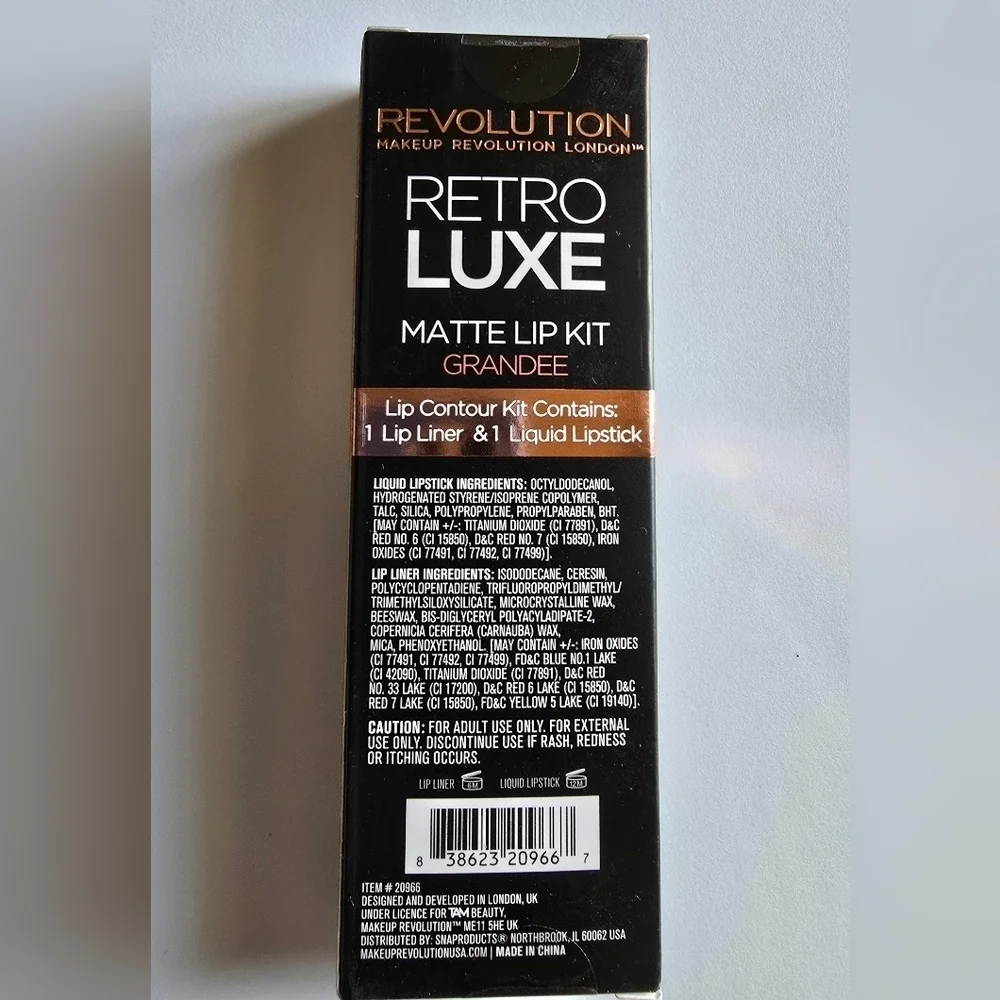 Revolution Makeup Revolution Retro Luxe Matte Lip Kit Grandee NEW